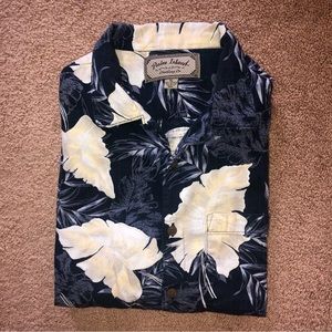 Palm Island Clothing Company Mens tropical beach shirt short sleeve shirt. XL